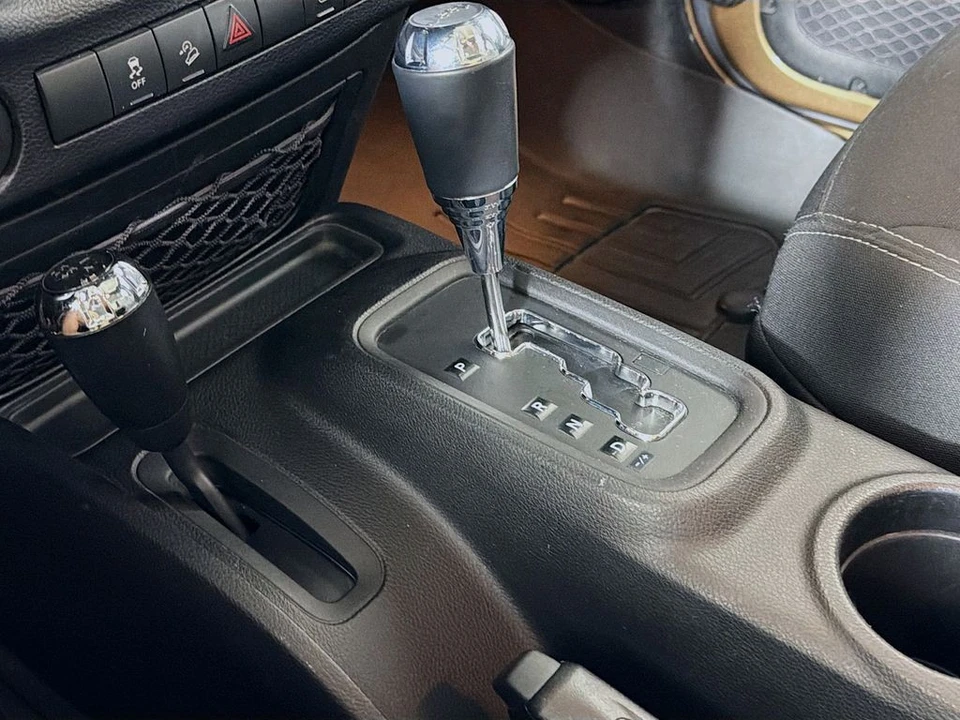 2015 Jeep JK Wrangler - Image 17 of 21