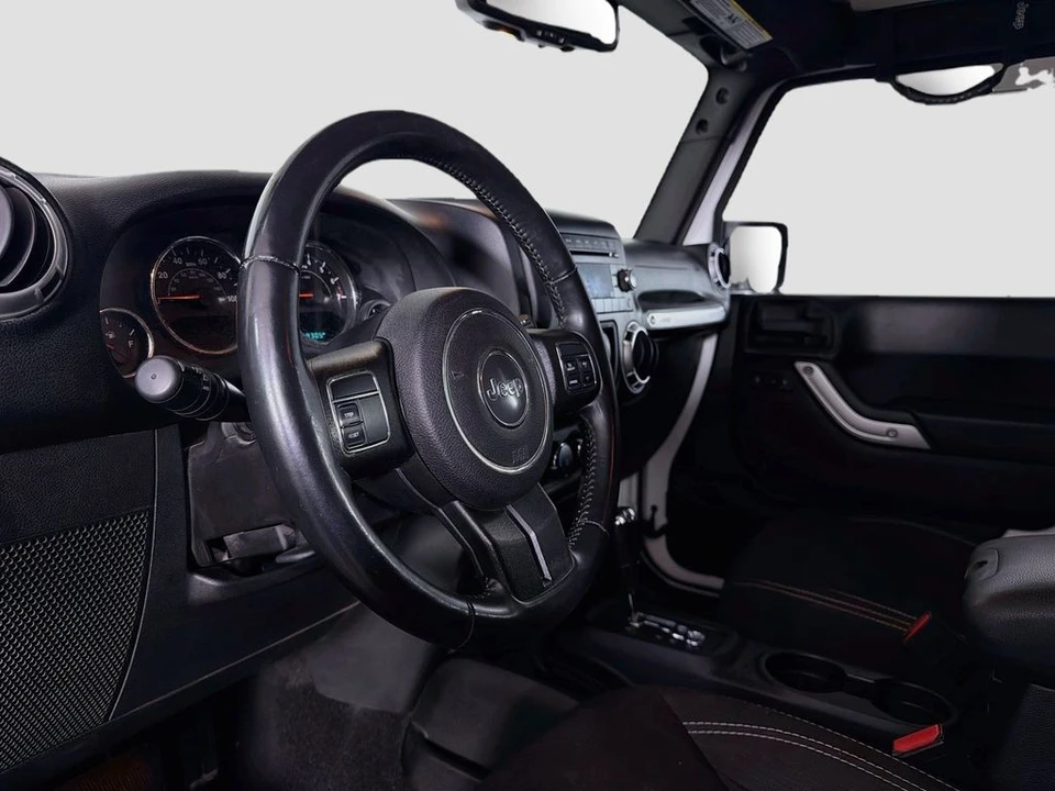 2015 Jeep JK Wrangler - Image 10 of 31