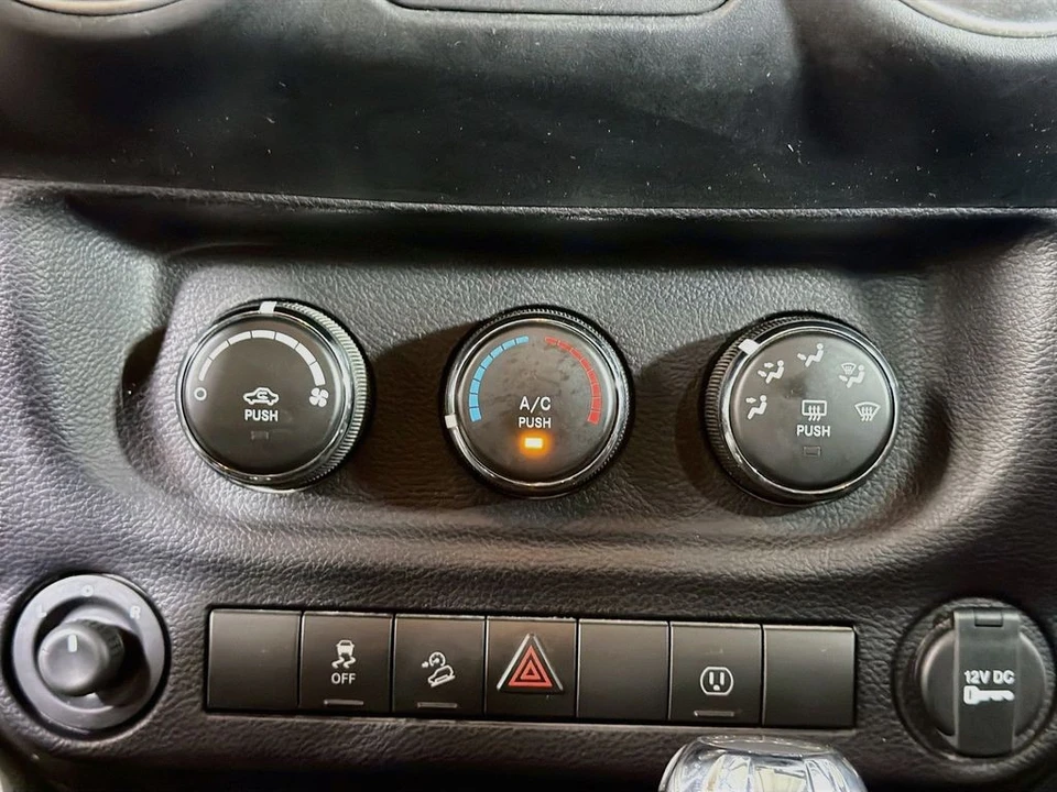 2015 Jeep JK Wrangler - Image 16 of 31
