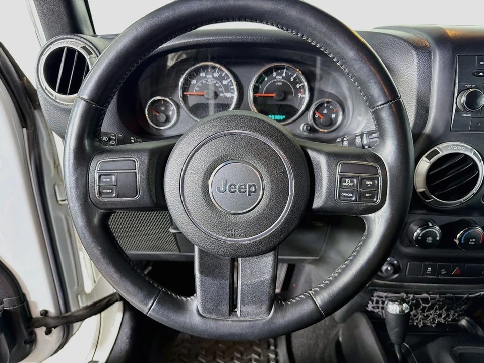 2015 Jeep JK Wrangler - Image 12 of 31