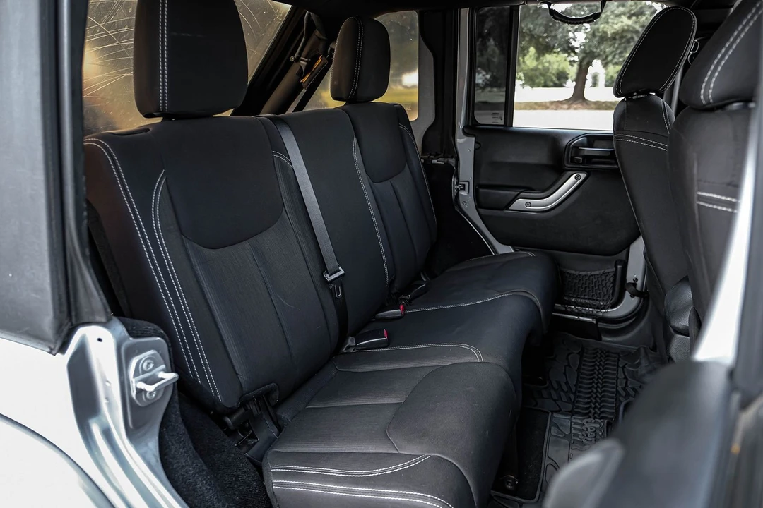 2015 Jeep JK Wrangler - Image 28 of 31