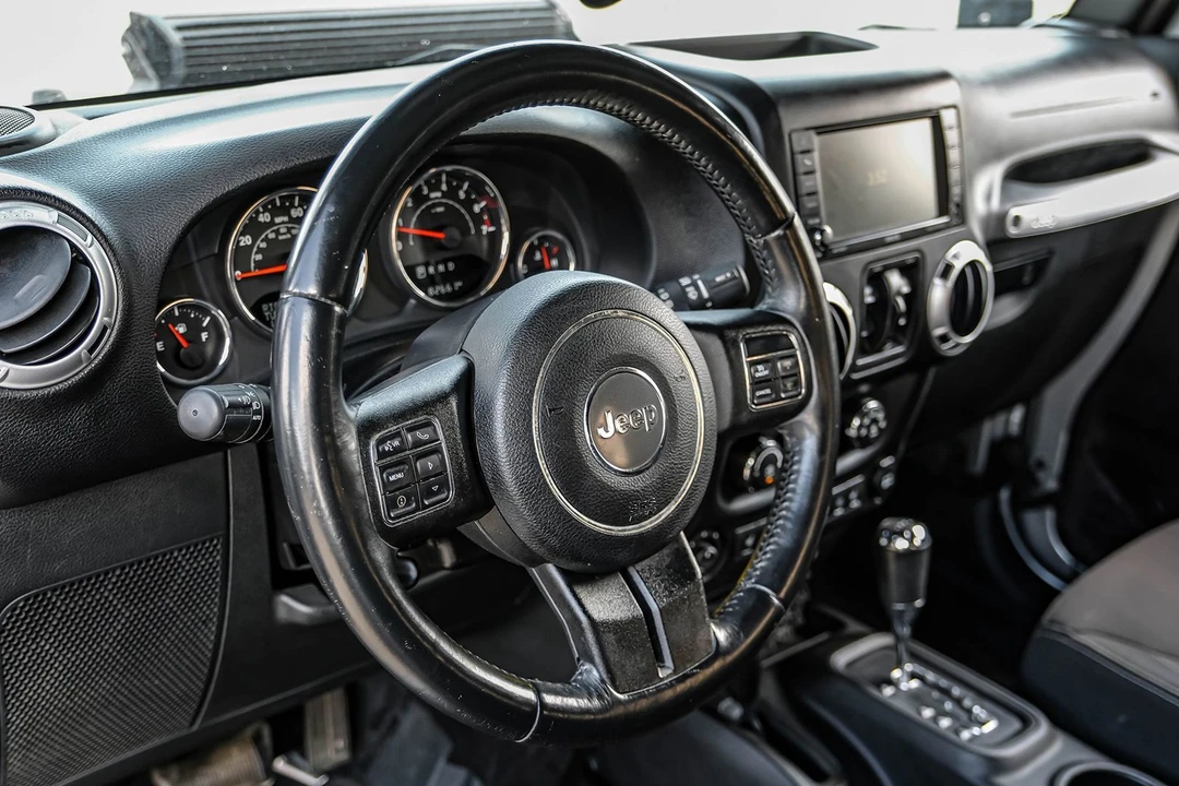 2015 Jeep JK Wrangler - Image 15 of 31