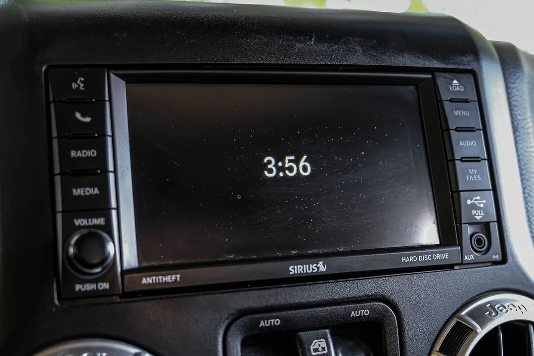 2015 Jeep JK Wrangler - Image 23 of 31