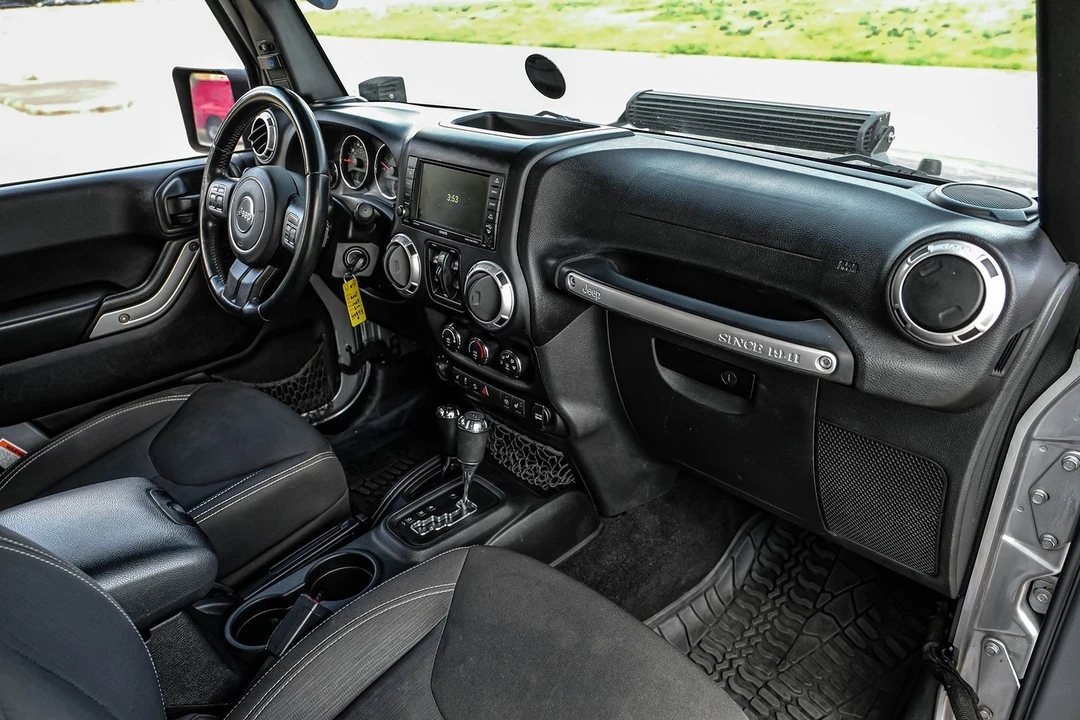 2015 Jeep JK Wrangler - Image 11 of 31