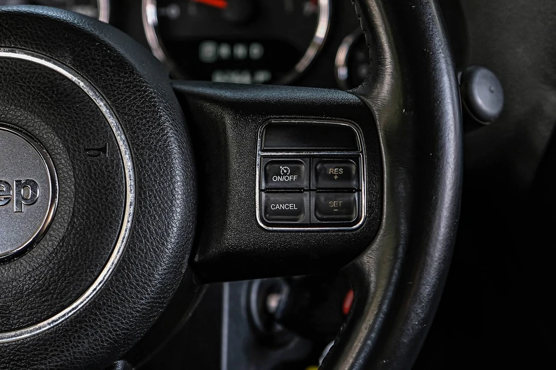 2015 Jeep JK Wrangler - Image 17 of 31