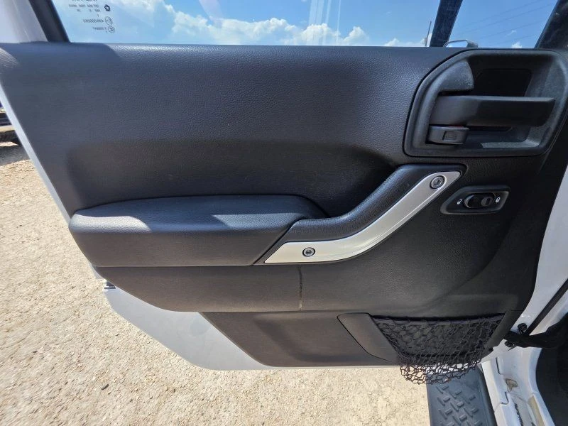 2015 Jeep JK Wrangler - Image 10 of 31