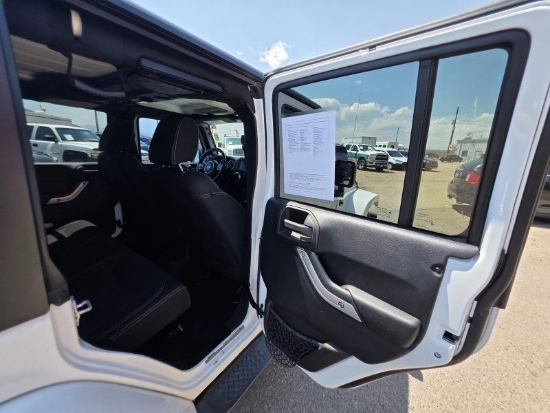 2015 Jeep JK Wrangler - Image 24 of 31