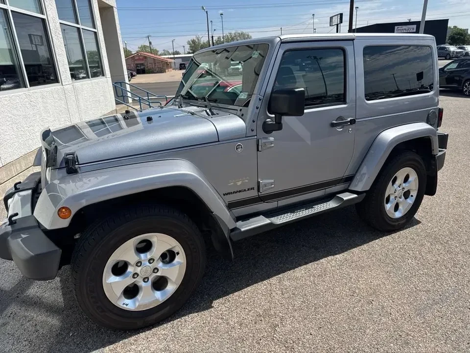 2015 Jeep JK Wrangler - Image 2 of 3