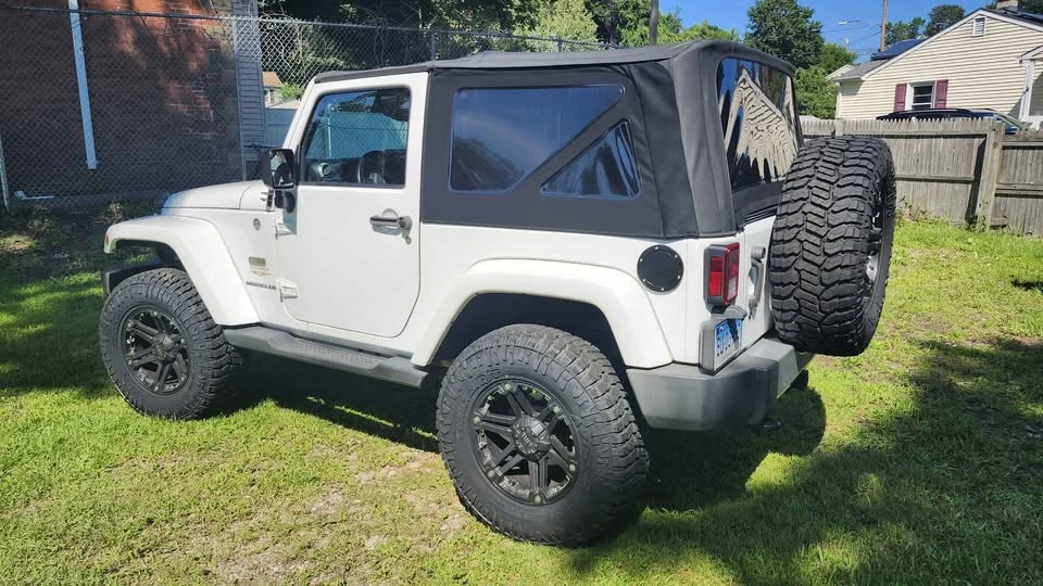 2015 Jeep JK Wrangler - Image 2 of 7