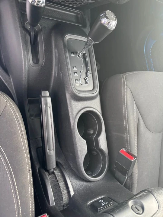 2015 Jeep JK Wrangler - Image 8 of 10