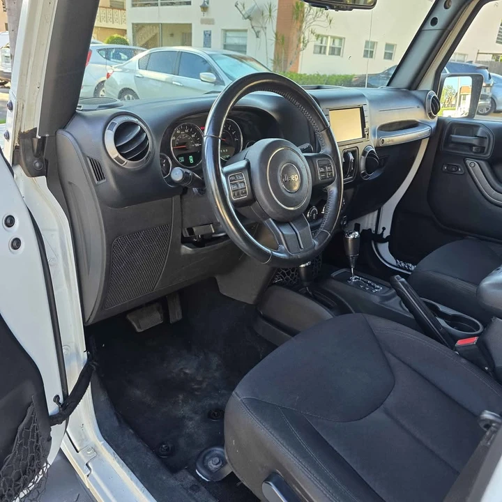 2015 Jeep JK Wrangler - Image 17 of 18