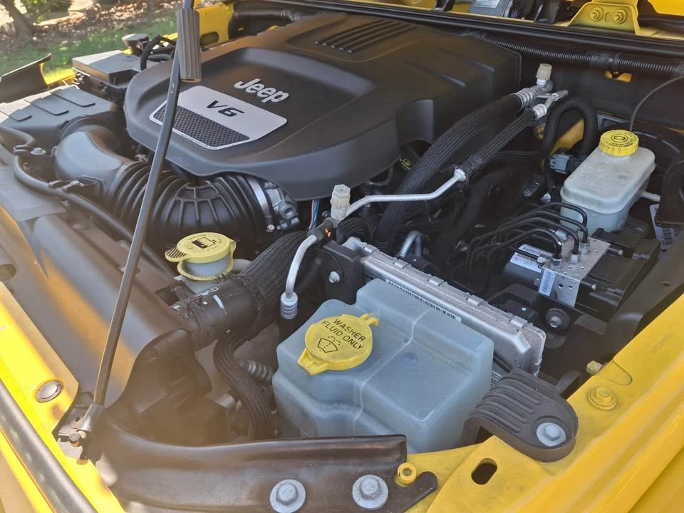 2015 Jeep JK Wrangler - Image 18 of 20