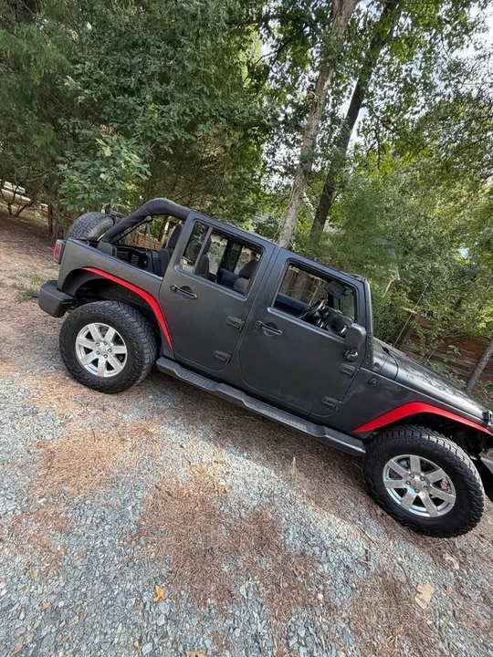2015 Jeep JK Wrangler - Image 2 of 11