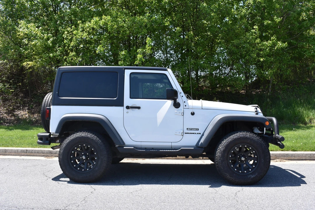 2015 Jeep JK Wrangler - Image 9 of 31