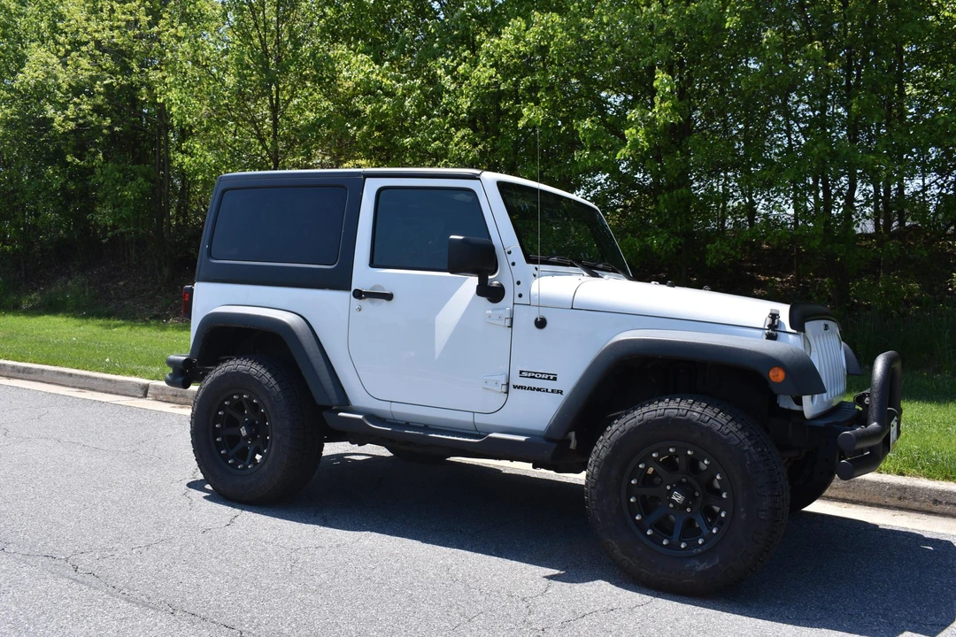 2015 Jeep JK Wrangler - Image 11 of 31