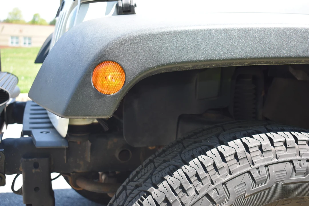 2015 Jeep JK Wrangler - Image 28 of 31