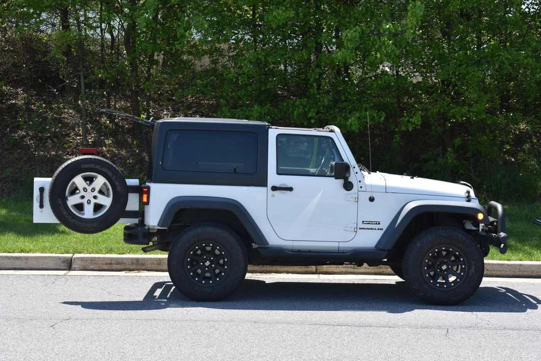 2015 Jeep JK Wrangler - Image 10 of 31