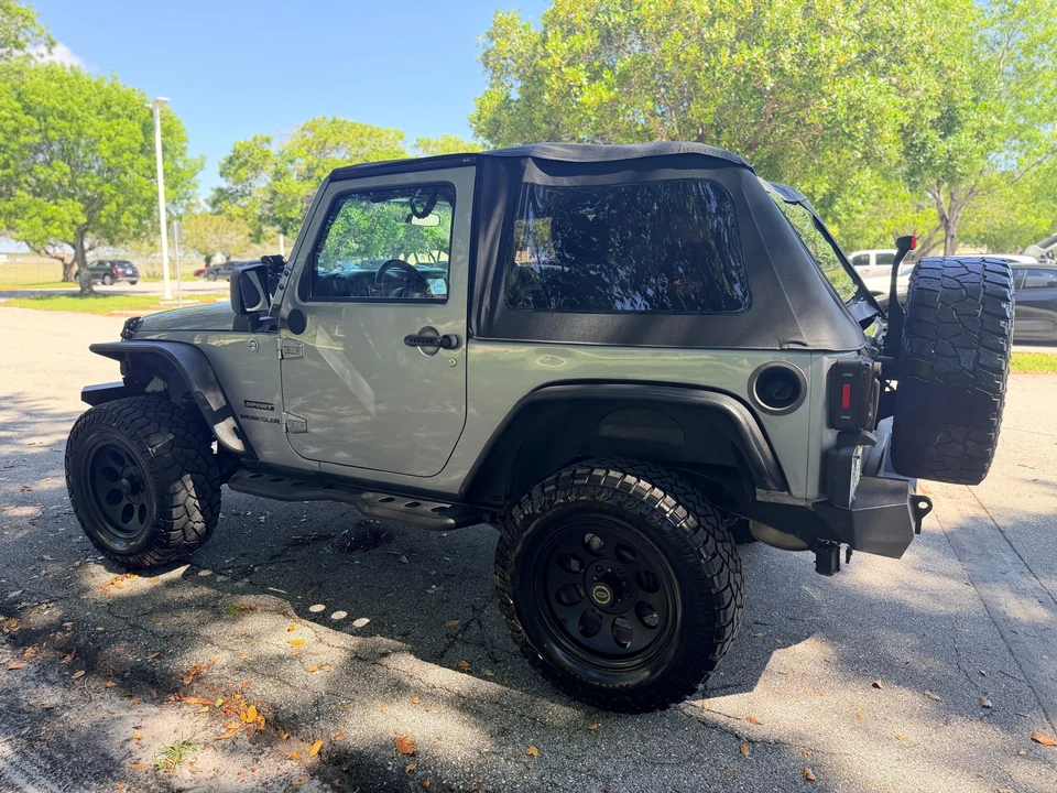 2015 Jeep JK Wrangler - Image 17 of 31