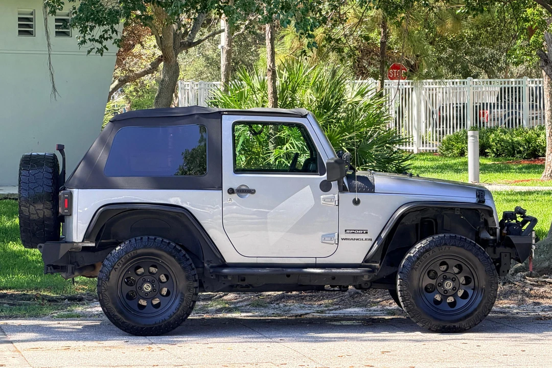 2015 Jeep JK Wrangler - Image 3 of 31