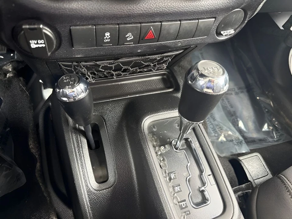 2015 Jeep JK Wrangler - Image 10 of 21