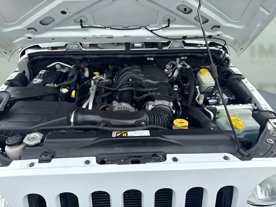 2015 Jeep JK Wrangler - Image 16 of 21