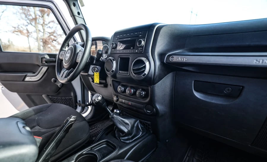 2015 Jeep JK Wrangler - Image 24 of 31