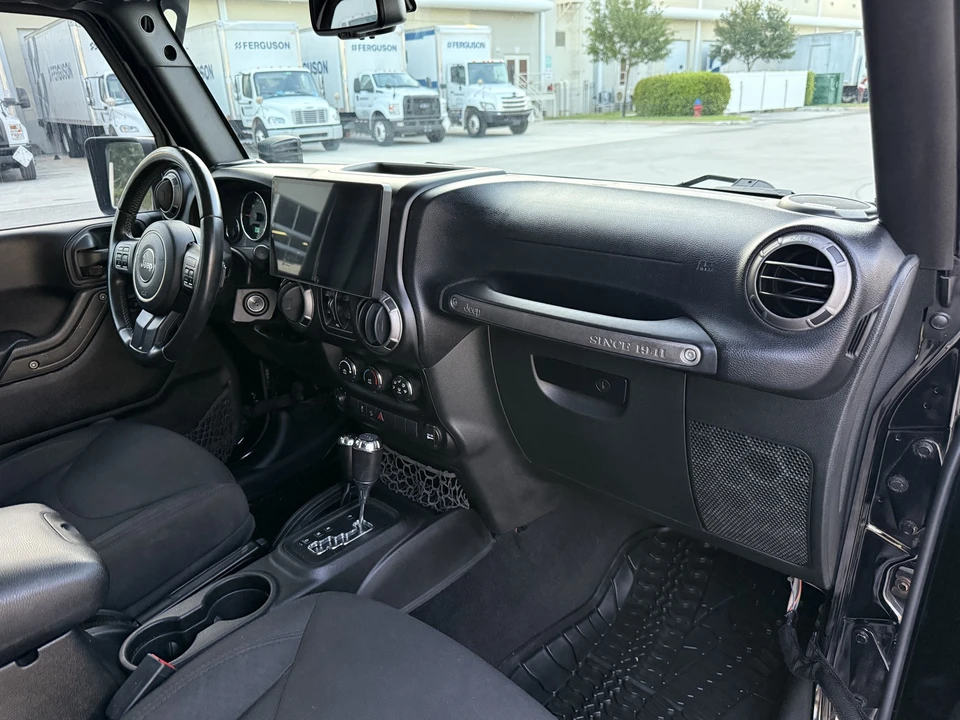 2015 Jeep JK Wrangler - Image 16 of 31