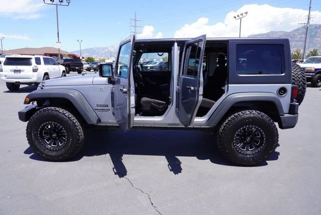 2015 Jeep JK Wrangler - Image 19 of 31