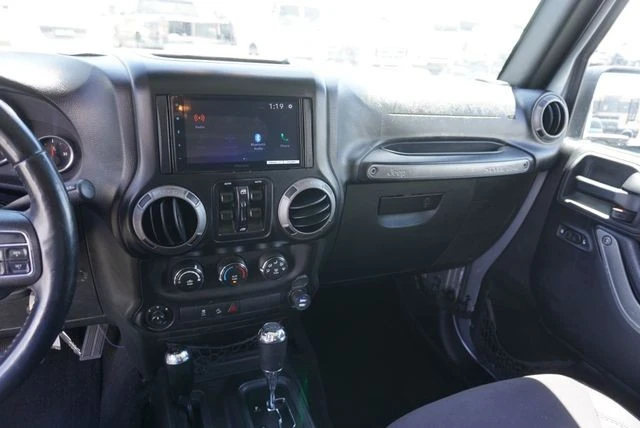2015 Jeep JK Wrangler - Image 27 of 31