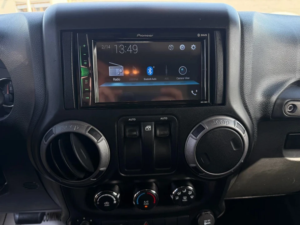 2015 Jeep JK Wrangler - Image 15 of 18