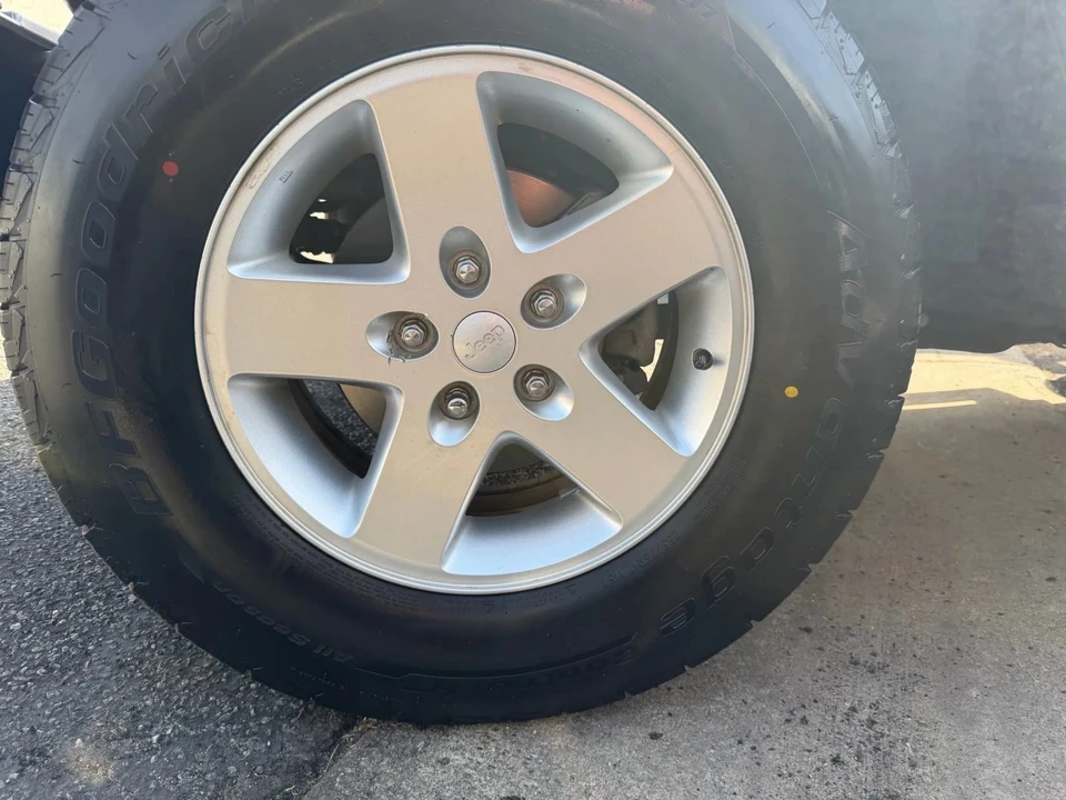 2015 Jeep JK Wrangler - Image 17 of 18