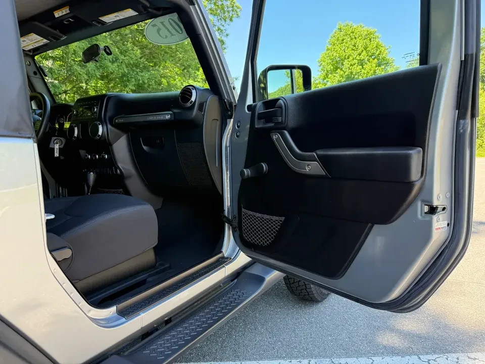 2015 Jeep JK Wrangler - Image 12 of 14