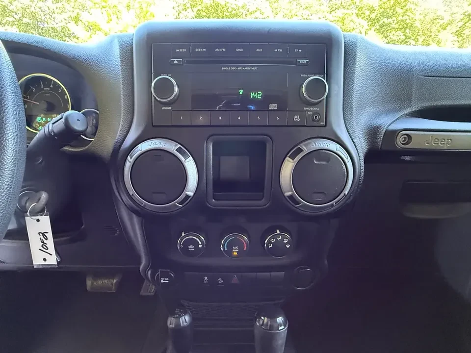 2015 Jeep JK Wrangler - Image 10 of 14