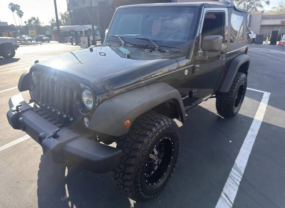 2015 Jeep JK Wrangler - Image 2 of 9