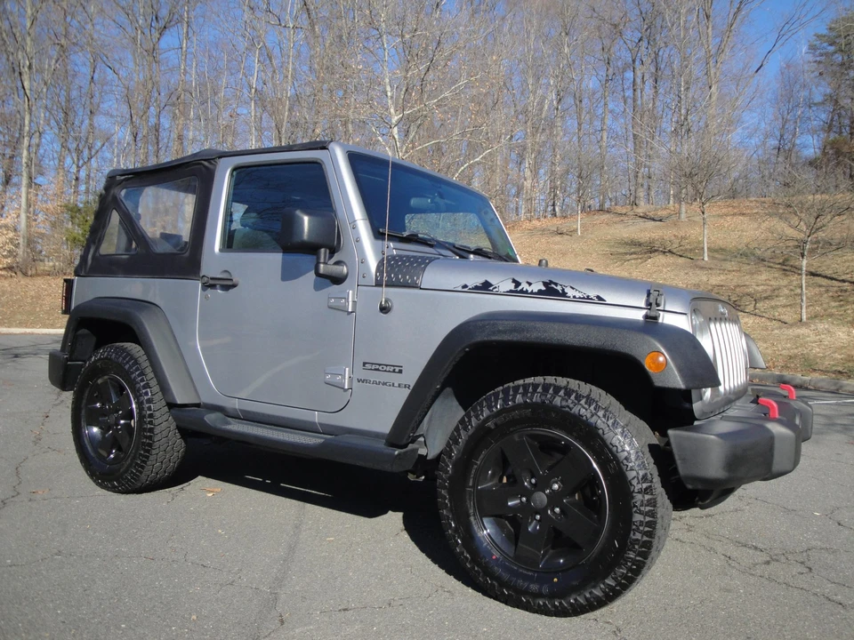2015 Jeep JK Wrangler - Image 24 of 31