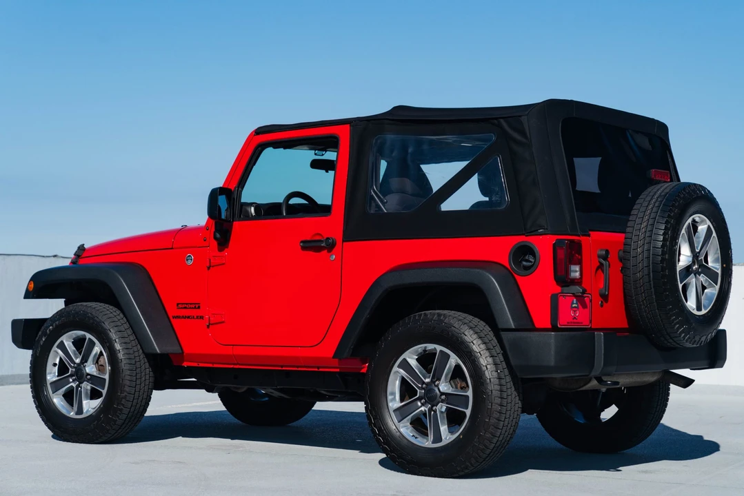 2015 Jeep JK Wrangler - Image 8 of 31