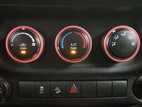 2015 Jeep JK Wrangler - Image 14 of 19