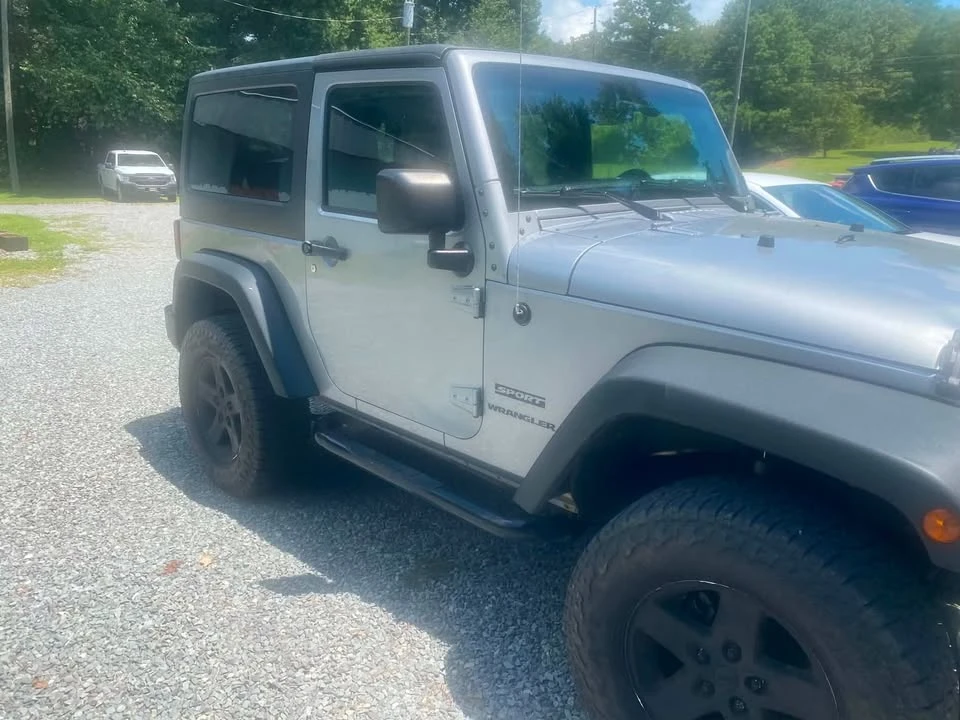 2015 Jeep JK Wrangler - Image 2 of 8