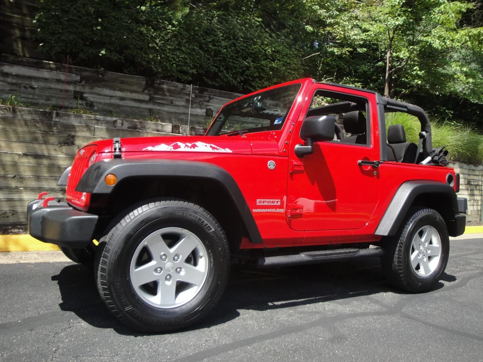 2015 Jeep JK Wrangler - Image 2 of 31