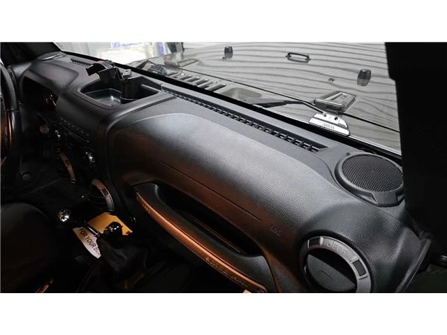 2015 Jeep JK Wrangler - Image 20 of 21