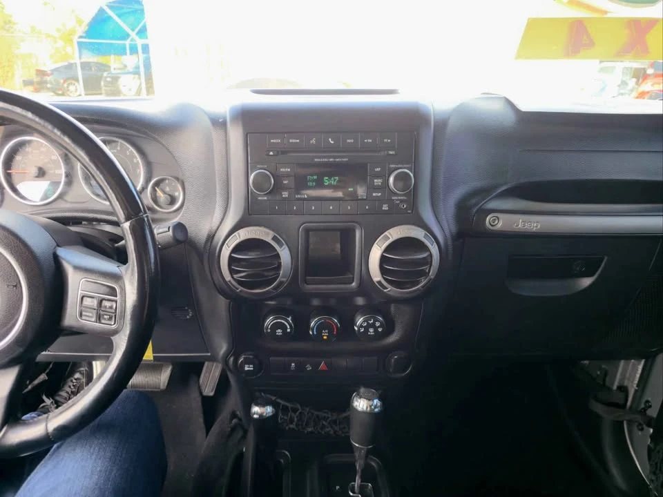 2015 Jeep JK Wrangler - Image 14 of 16