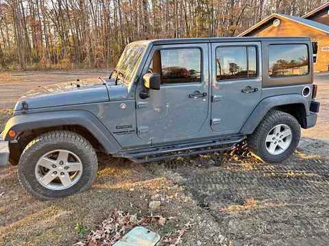 2015 Jeep Wrangler Unlimited Sport SUV 4D