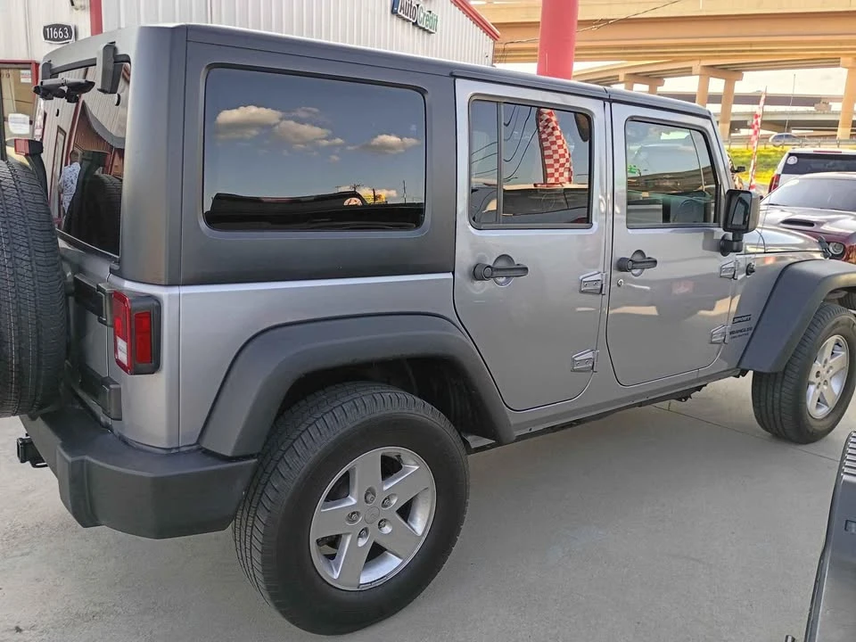 2015 Jeep JK Wrangler - Image 2 of 4