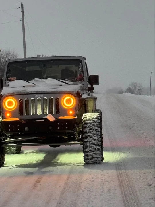 2015 Jeep JK Wrangler - Image 2 of 7