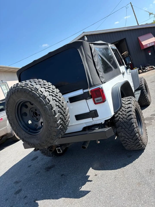 2015 Jeep JK Wrangler - Image 2 of 15