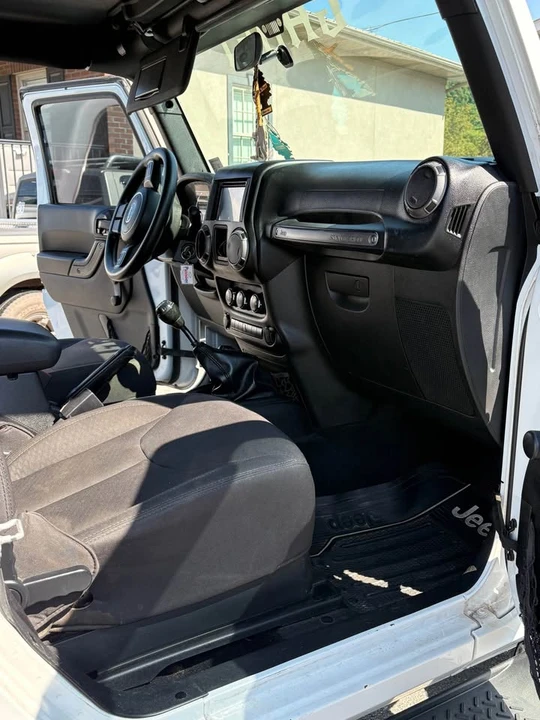 2015 Jeep JK Wrangler - Image 13 of 15