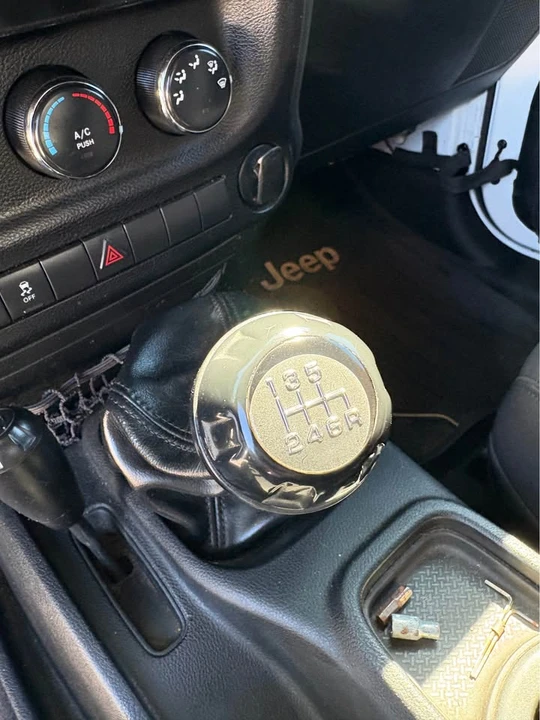 2015 Jeep JK Wrangler - Image 10 of 15