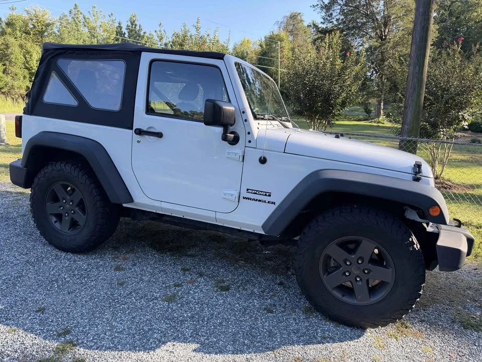 2015 Jeep JK Wrangler - Image 3 of 18