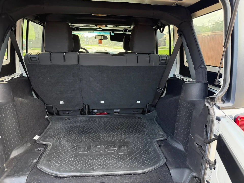 2015 Jeep JK Wrangler - Image 20 of 24