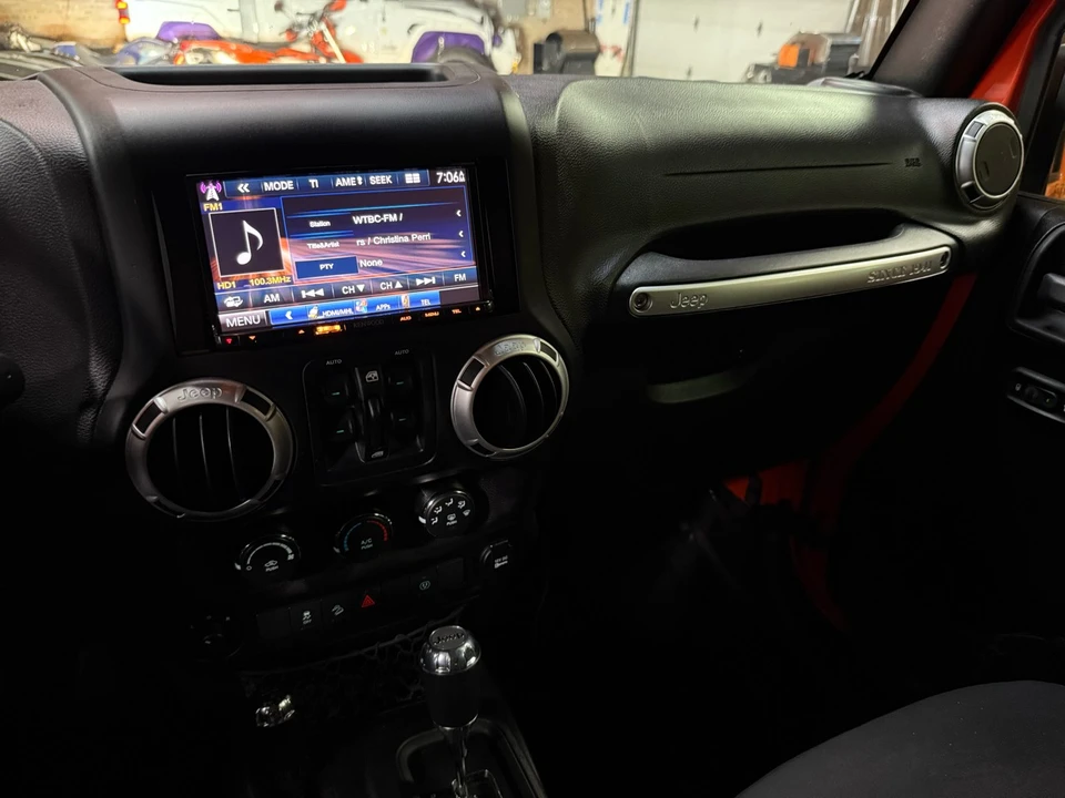 2015 Jeep JK Wrangler - Image 18 of 21